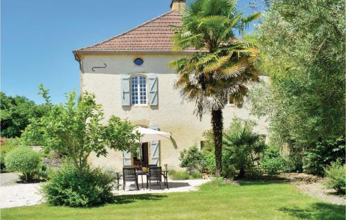 Four-bedroom Holiday Home In Labatut Riviere