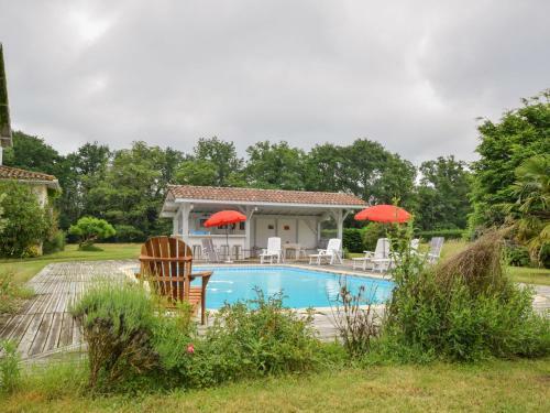 Beautiful Holiday Home In Labastide Darmagnac With Pool