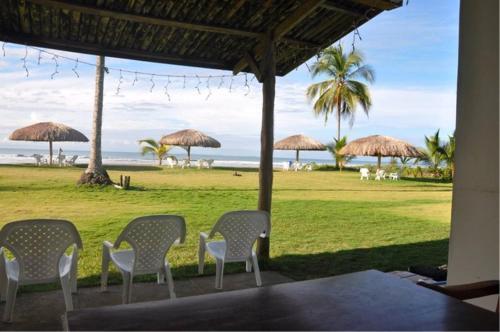 Hotel Las Lajas Beach Resort