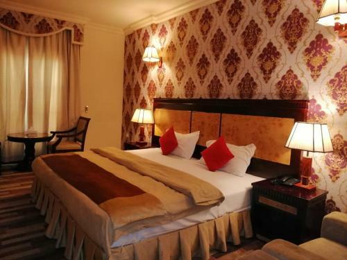 Dmas Hotel