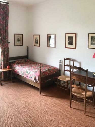 La Garnache Villa Sleeps 20 With Pool And Wifi