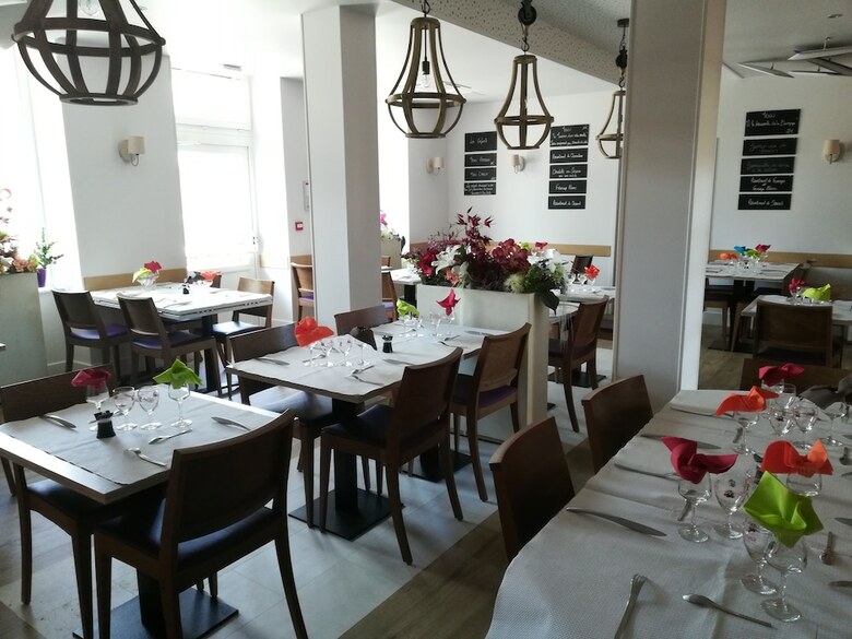 Hotel H�tel de La Poste Chez C�cile