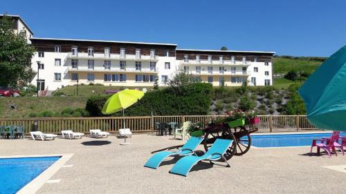 Hotel Residence Fleurs D'aubrac