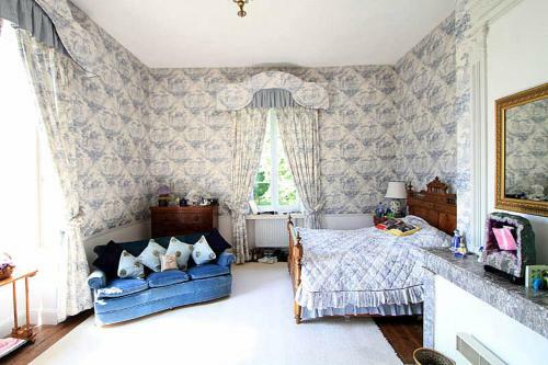 Laudogne Chateau Sleeps 12 Pool Wifi