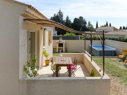 Holiday Home A La Porte D'avignon
