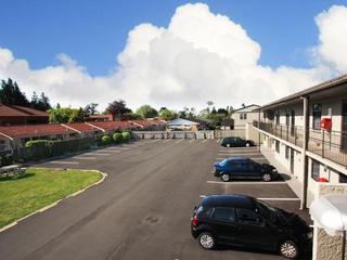 Auto Lodge Motel