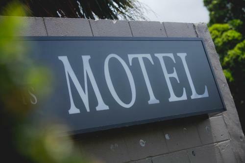 Motel Knights Inn