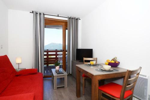 Chalets de L'isard Les Angles 3p8 Cabin