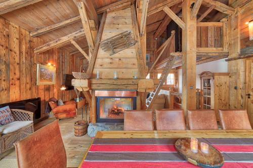 Chalet Anchorage