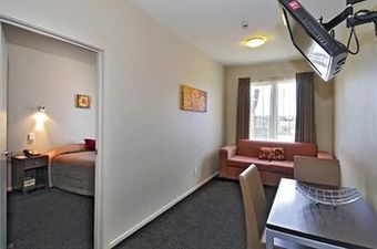 540 On Great South Motel