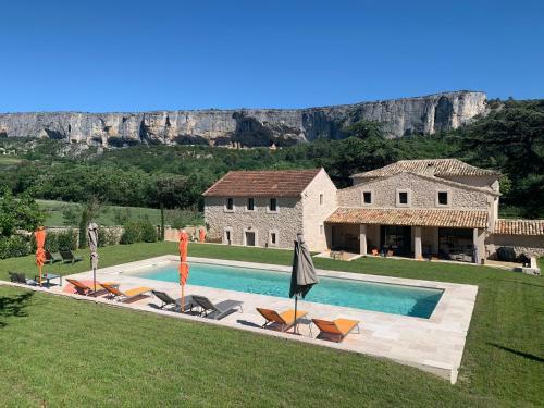 Hostal Le Mas Aux Cedres