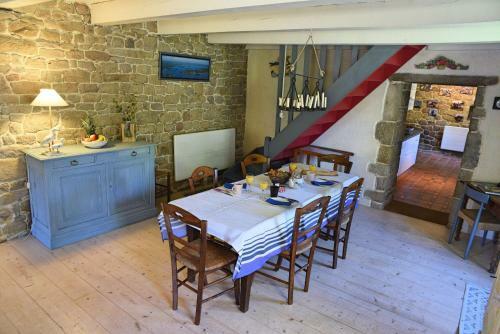 Belle Maison Traditionnelle Bretonne