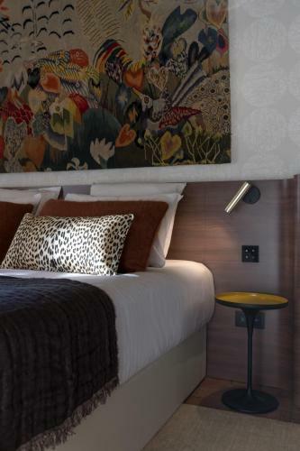 Mihotel Tour Rose