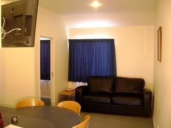 Airport Birches Motel