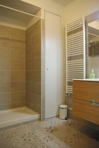 Apartamento Immeuble Standing, Troisime Tage Avec Balcon