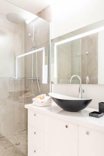 Apartamento Michel-ange, Appartement Avec Terrasse Et Parking