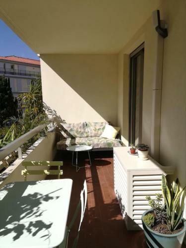 Apartamento Modern Flat With Balcony In La Joliette