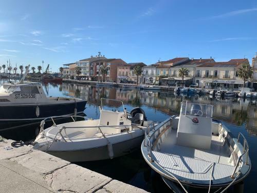 Spectacular Waterfront Views Meze Old Town