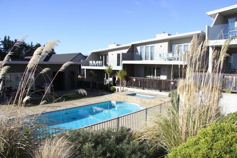 Hotel Alpine Resort Wanaka