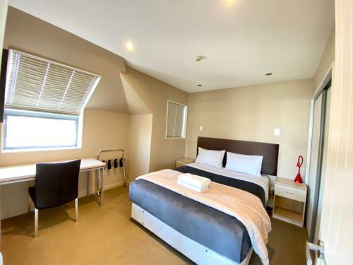 Alpha Motel