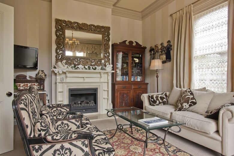 Lilac Rose Boutique Bed And Breakfast