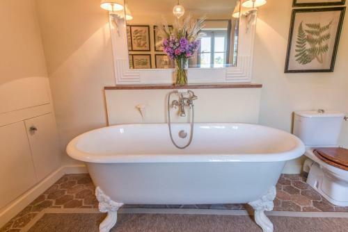 Molleges Villa Sleeps 18 Pool Air Con Wifi