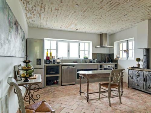 Holiday Home Le R�veillat - Mju100