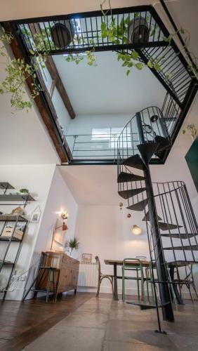 Sumptuous House Close To The Com�die