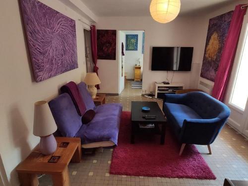 Vibrant Apartment In Montpellier With Balcony