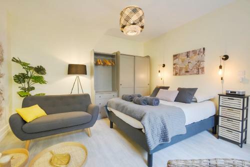 Apartamentos Le Bailly - Appartement Avec Cour Privative