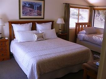 Bed & Breakfast Balmoral Lodge