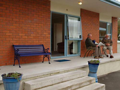 Aldan Lodge Motel