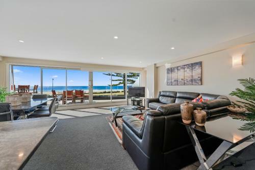 Apartamentos Pavilion Beachfront Luxury Accommodation