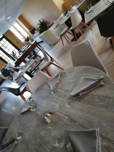 Hotel Logis H�tel Le Commerce