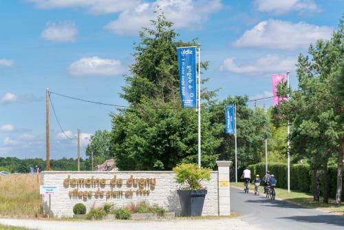 Mobile Homes At Domaine Du Dugny In Onzain