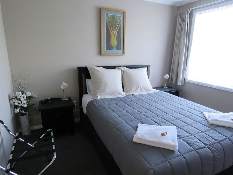 Yarrow Motel