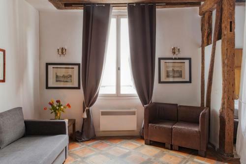 Gregoire Apartment