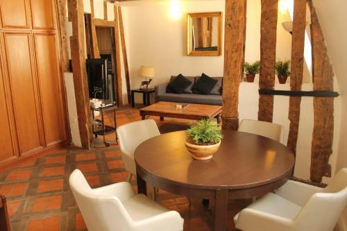 Gregoire Apartment