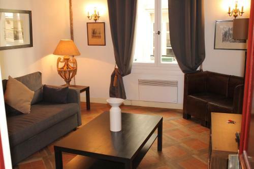 Gregoire Apartment