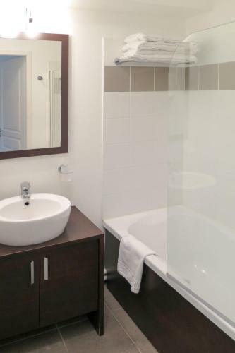 Apartment Les Cottages Du Lac - Pns211