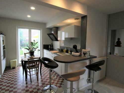 G�te Pau, 4 Pi�ces, 5 Personnes - Fr-1-384-783
