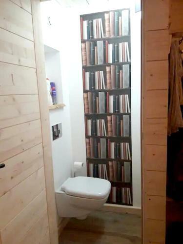 Apartment With 2 Bedrooms In Peone With Wifi