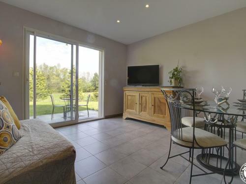 G�te P�ronnas, 2 Pi�ces, 4 Personnes - Fr-1-493-157