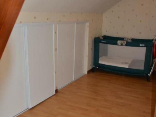 G�te Piney, 7 Pi�ces, 11 Personnes - Fr-1-543-12