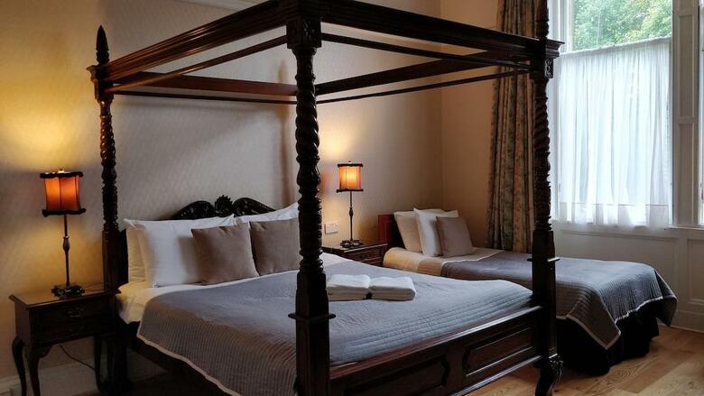 Lairg Hotel