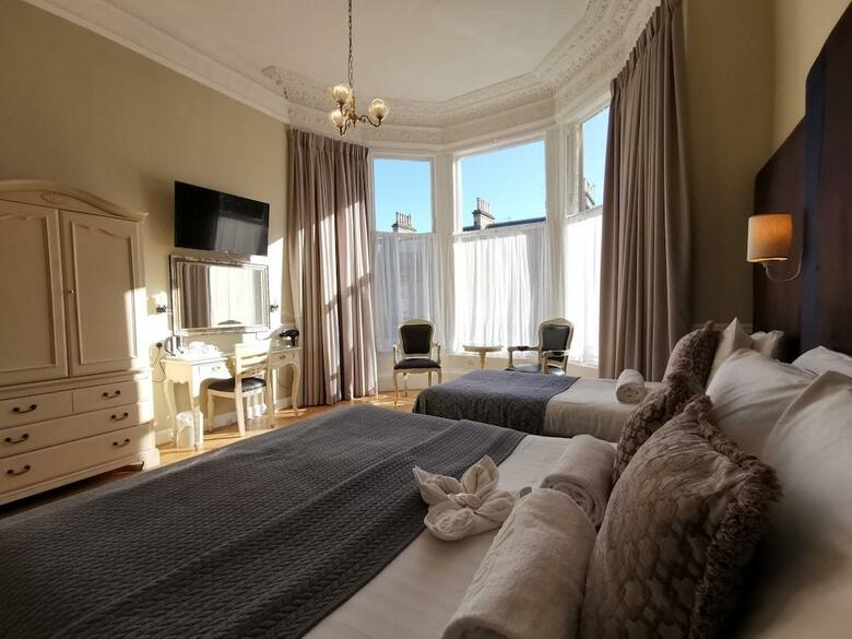 Lairg Hotel
