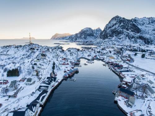 Bed & Breakfast A Brygge - Restaurant Lofoten