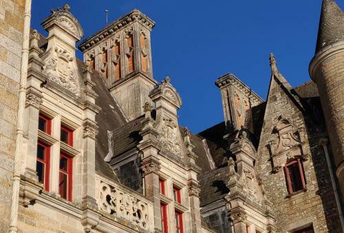 Hostal Chateau Le Brossay