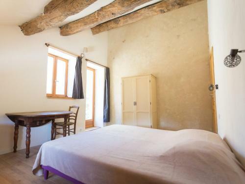 Charming Holiday Home In Rieussec With Swimming Pool