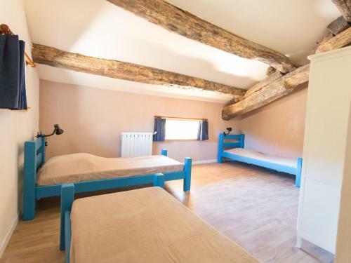Charming Holiday Home In Rieussec With Swimming Pool